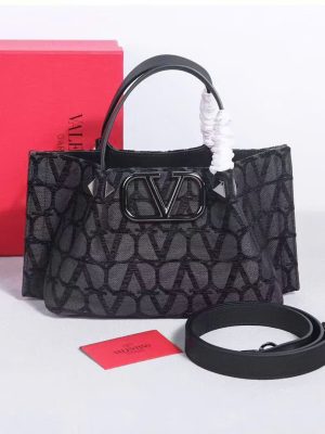 Valentino Garavani Toile Iconographe