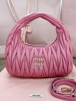 Miu Miu Wander Matelassé Nappa