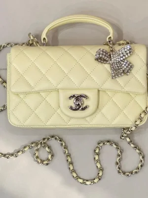 Chanel CC Classic Top