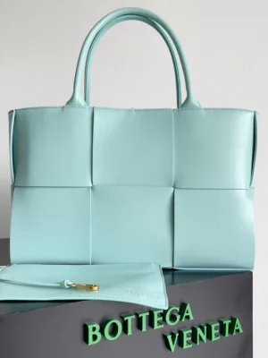 Bottega Veneta Arco Tote