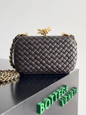 Bottega Veneta Clutch Bags