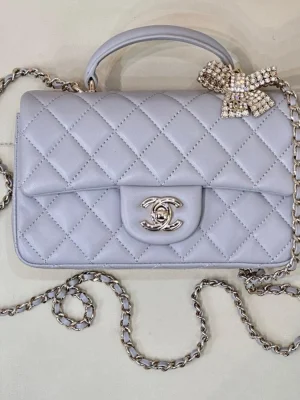 Chanel CC Classic Top