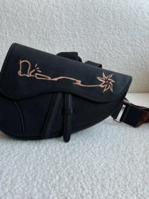 Dior Saddle Shoulder Bags