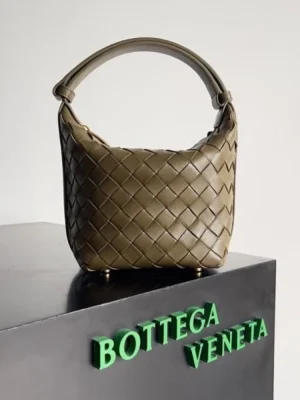 Bottega Veneta Candy Wallace