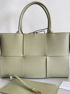 Bottega Veneta Arco Tote