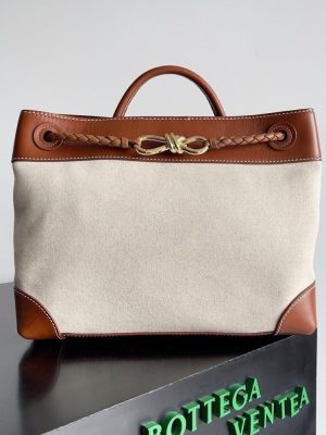 Bottega Veneta Adiamo Tote