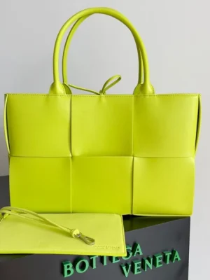 Bottega Veneta Arco Tote