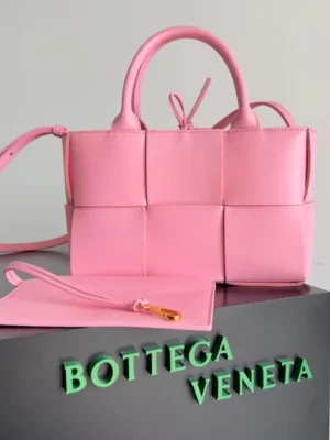 Bottega Veneta Arco Tote