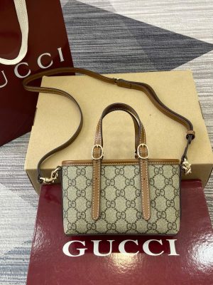 Gucci GG Emblem Mini