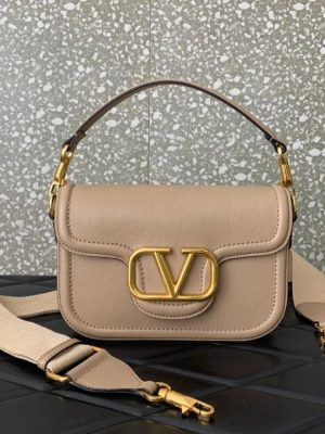 Valentino Garavani Grainy Flap
