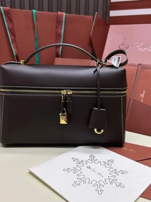 Loro Piana Extra Pocket