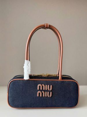 Miu Miu Beau Handle