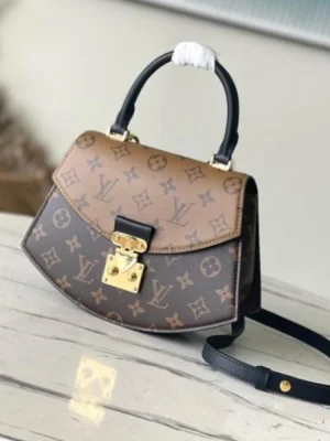 Louis Vuitton Tilsitt Monogram