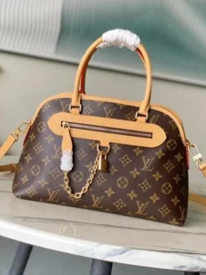 Louis Vuitton Ever More