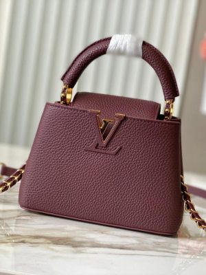 Louis Vuitton Capucines Handle