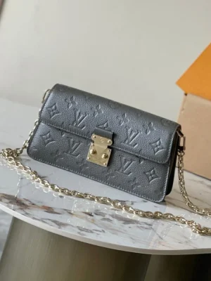 Louis Vuitton Wallet On