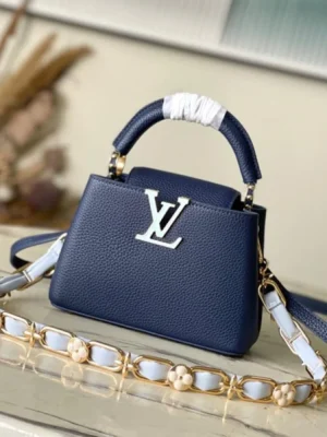 Louis Vuitton Capucines Handle