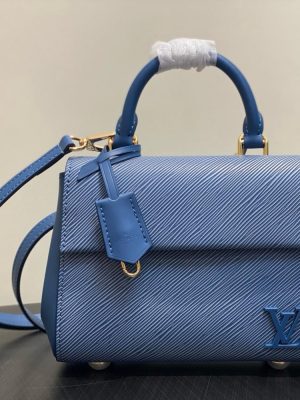 Louis Vuitton Cluny Monogram