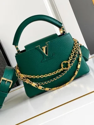 Louis Vuitton Capucines Handle