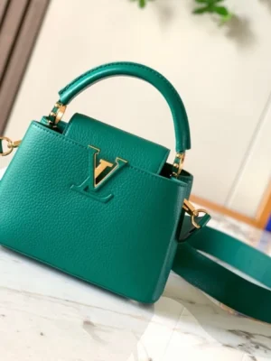Louis Vuitton Capucines Handle