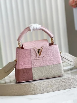 Louis Vuitton Capucines Handle