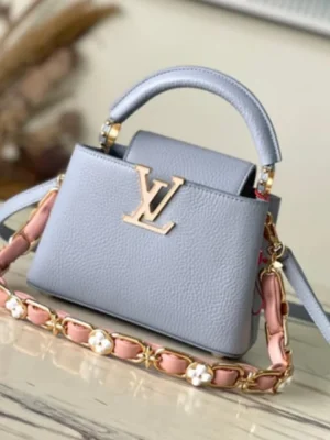 Louis Vuitton Capucines Handle