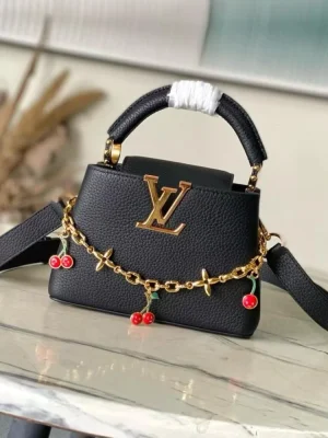 Louis Vuitton Capucines Handle