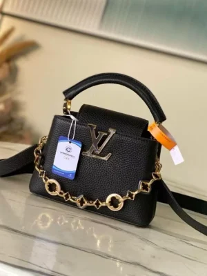 Louis Vuitton Capucines Handle