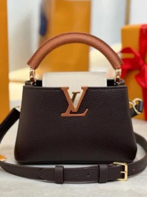 Louis Vuitton Capucines Handle