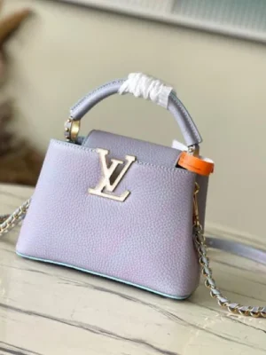 Louis Vuitton Capucines Handle