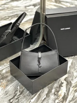 Saint Laurent YSL Hobo