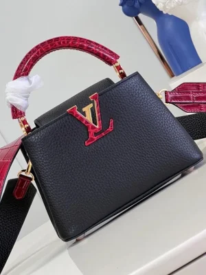 Louis Vuitton Capucines Handle