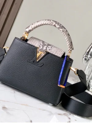 Louis Vuitton Capucines Handle