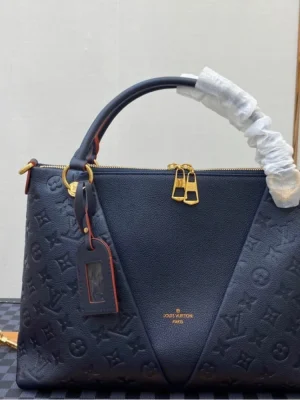 Louis Vuitton V-Tote MM
