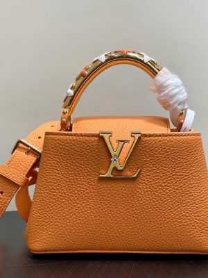Louis Vuitton Capucines Handle