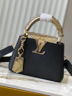 Louis Vuitton Capucines Handle