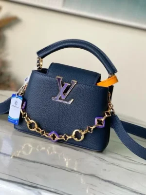Louis Vuitton Capucines Handle