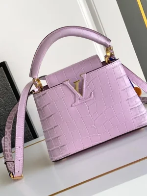 Louis Vuitton Capucines Handle