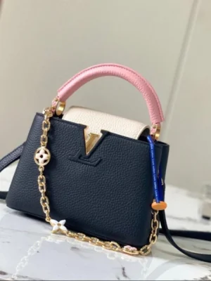 Louis Vuitton Capucines Handle