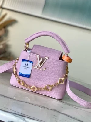 Louis Vuitton Capucines Handle