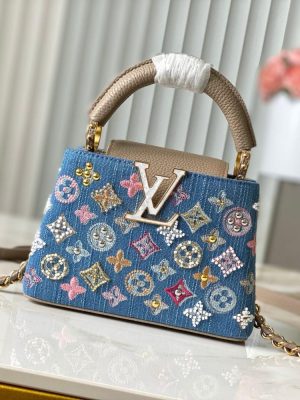 Louis Vuitton Capucines Handle