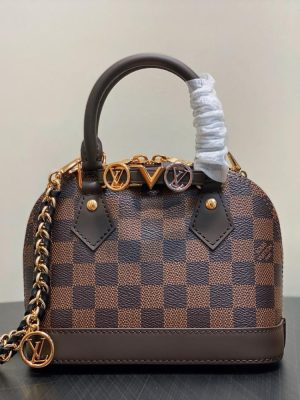 Louis Vuitton Alma BB