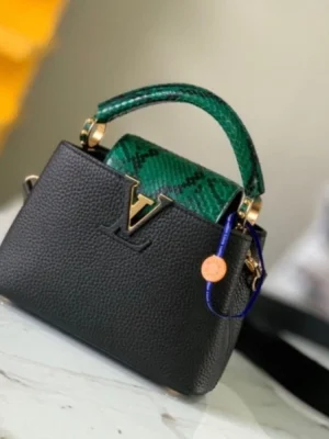 Louis Vuitton Capucines Handle