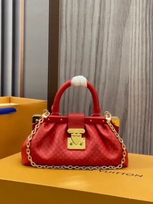 Louis Vuitton Clutch Monogram