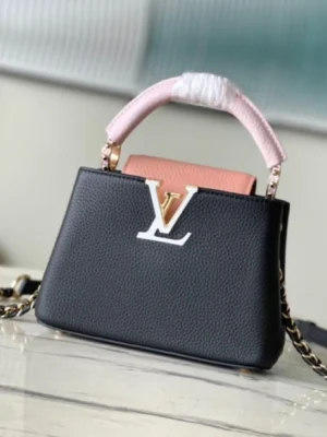 Louis Vuitton Capucines Handle