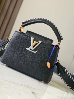 Louis Vuitton Capucines Handle
