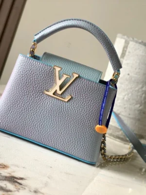 Louis Vuitton Capucines Handle