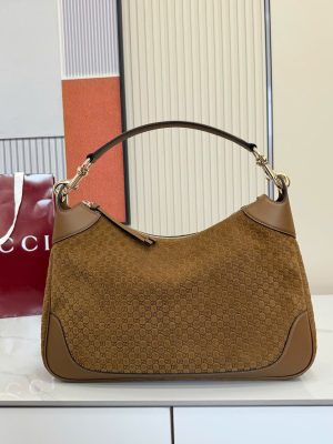 Gucci GG Emblem Body