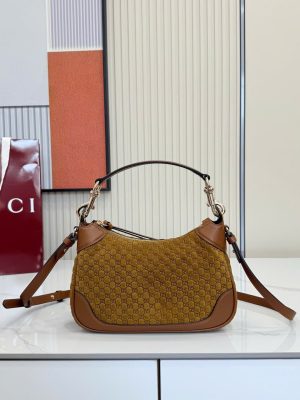 Gucci GG Emblem Body