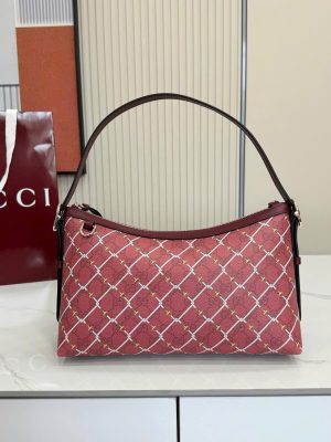 Gucci GG Emblem Handle